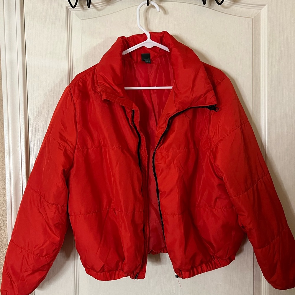 Red puffer jacket / bomber jacket